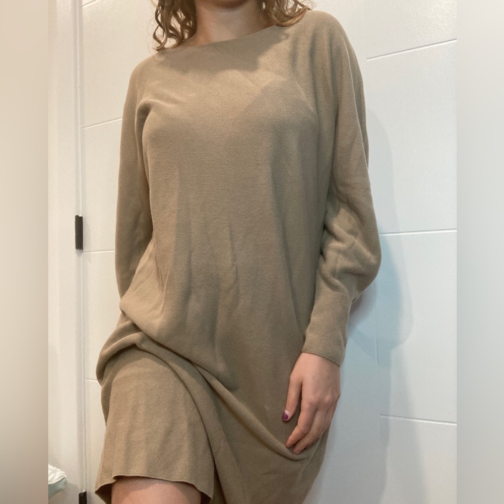 Uniqlo Taupe Long Sleeve Cotton Dress